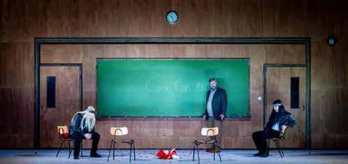 COSÌ FAN TUTTE — production photo