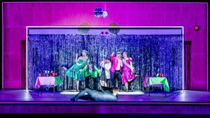 COSÌ FAN TUTTE — production photo