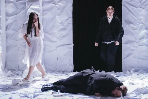 FAUST — production photo