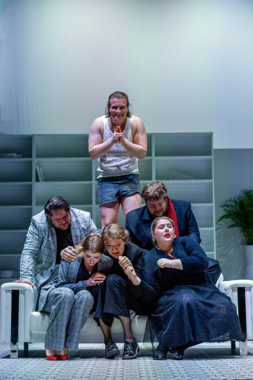 GIANNI SCHICCHI — production photo
