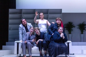 GIANNI SCHICCHI — production photo
