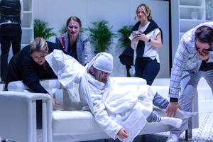 GIANNI SCHICCHI — production photo