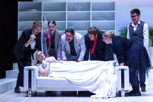 GIANNI SCHICCHI — production photo
