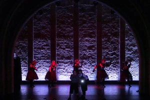 HÄNSEL UND GRETEL — production photo