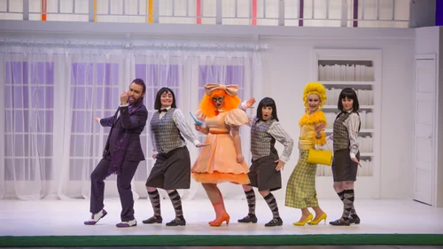 IL MATRIMONIO SEGRETO — production photo
