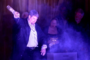 LA TRAVIATA — production photo